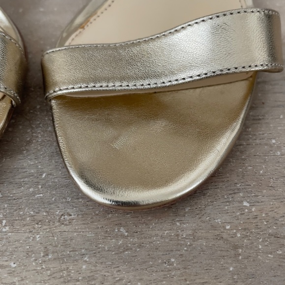 Heels 👠 - Picture 4 of 5